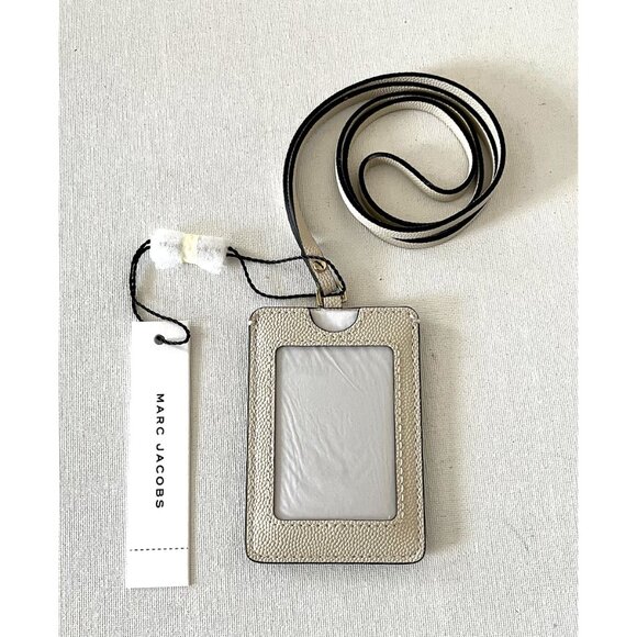 New Marc Jacobs Lanyard ID Holder Marshmallow - Picture 3 of 3